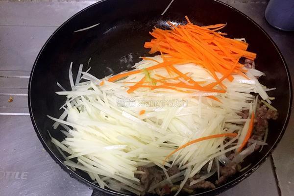 三丝炒牛肉的做法图解6