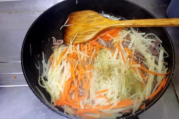 三丝炒牛肉的做法图解7