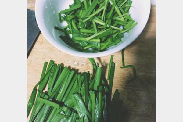 土豆丝炒韭菜的做法图解3