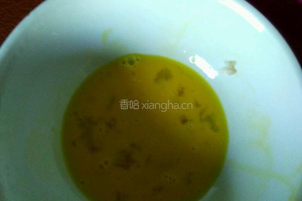 香菇鸡蛋饼的做法图解1