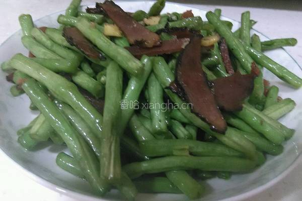 湖南熏腊肉炒豆角的做法图解5