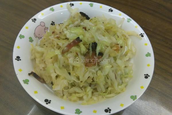 湖南熏腊肉炒包菜