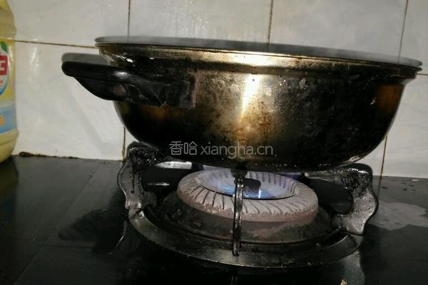 冷水煮水饺的做法图解2