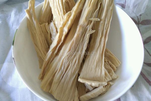黄瓜炒腐竹的做法图解1
