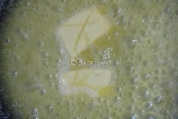芝麻花生桃仁牛奶轧糖的做法图解2