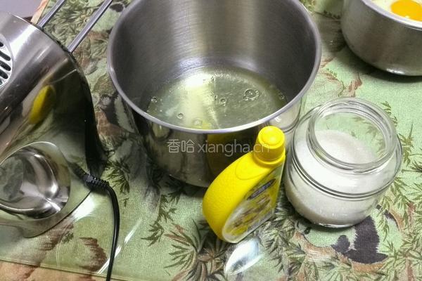 戚风蛋糕8寸的做法图解3