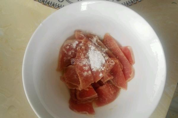 莴笋木耳炒肉片的做法图解4