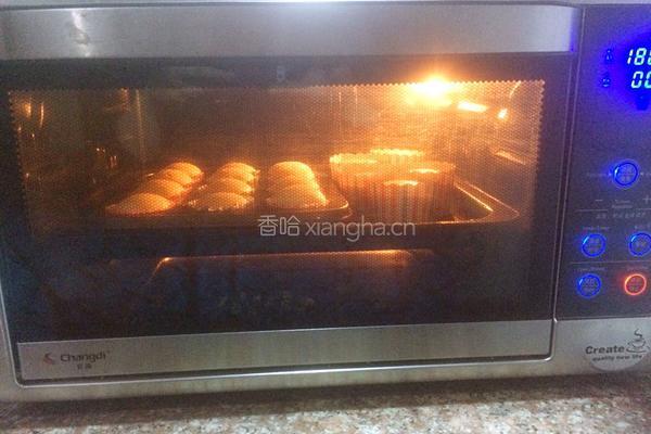 纸杯小蛋糕的做法图解11