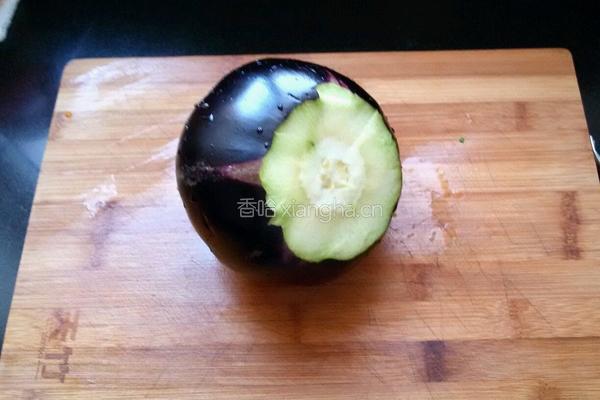 酱烧茄子的做法图解1