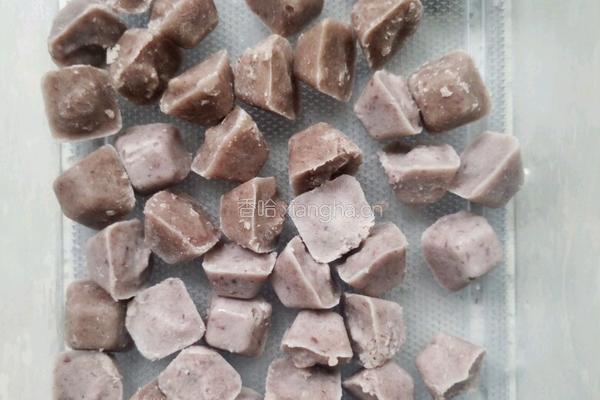 红豆奶香冰块雪糕的做法图解3