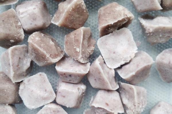 红豆奶香冰块雪糕的做法图解4