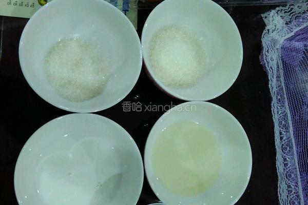 电饭锅蛋糕的做法图解1