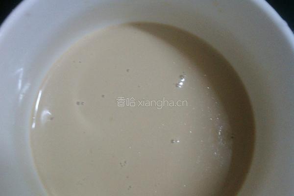 奶醇茶香煎饼的做法图解1