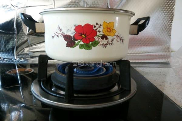 炝花生米的做法图解4