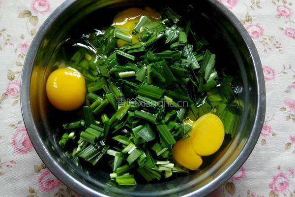 韭菜煎蛋的做法图解3