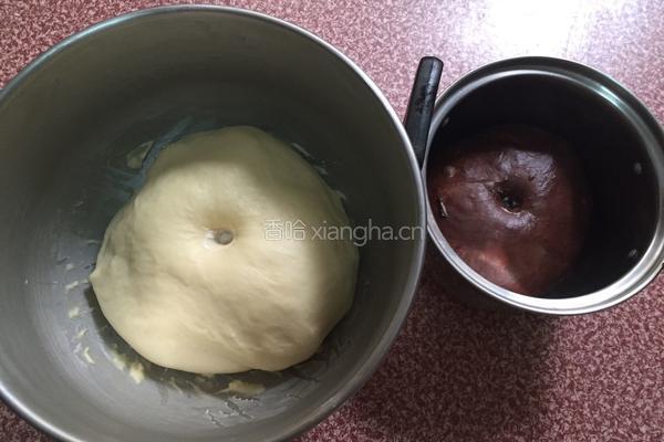 双色土司的做法图解8