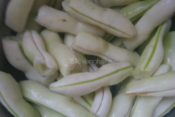 土豆炖芸豆的做法图解1