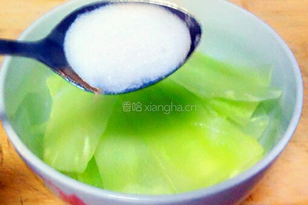 莴笋拌木耳的做法图解4