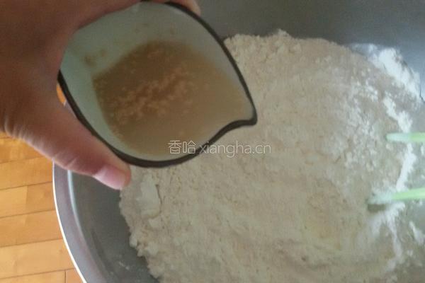 野菜包子(白蒿)的做法图解3