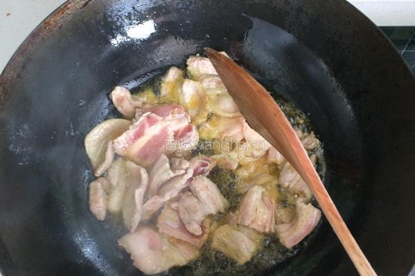 〖 洋葱木耳炒肉 〗的做法图解2