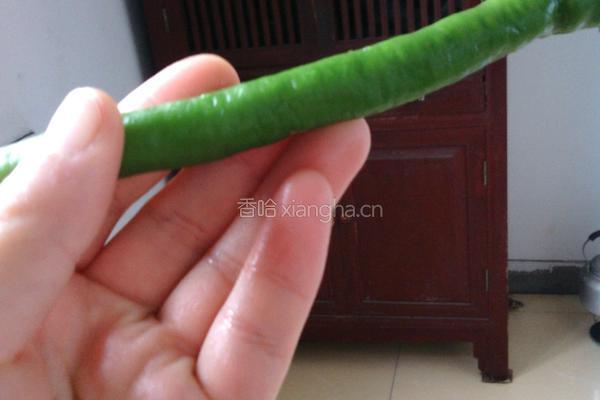 辣豇豆炒饭的做法图解2