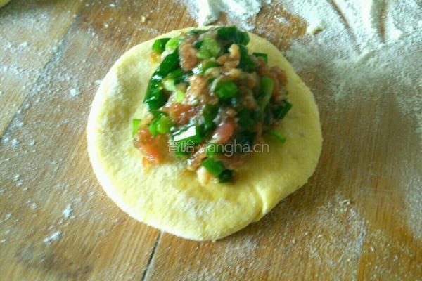韮菜肉杂粮包的做法图解7