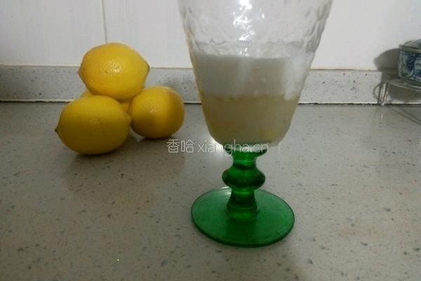 自制柠檬酸奶沙冰的做法图解3