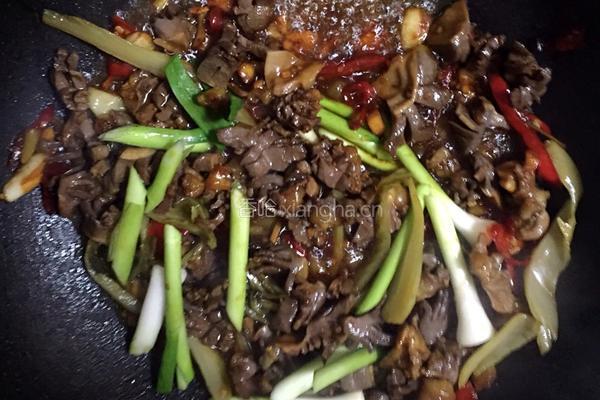 泡椒炒鸭肾的做法图解11