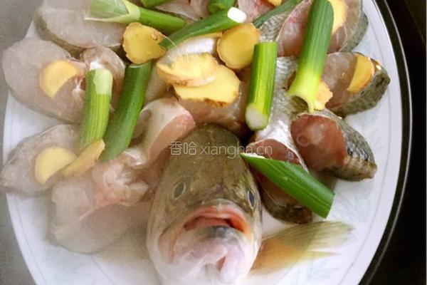 孔雀开屏鱼的做法图解5