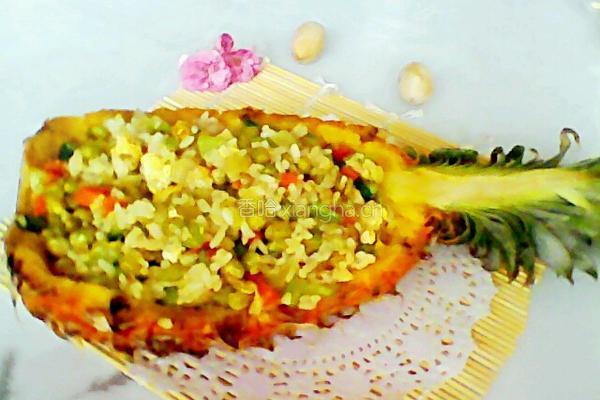 菠蘿炒飯的做法图解9