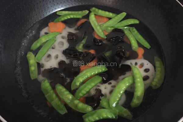 荷塘小炒的做法图解4