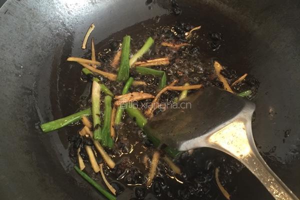 香菇烧鸡的做法图解2