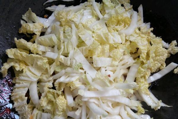 娃娃菜炒肉的做法图解7