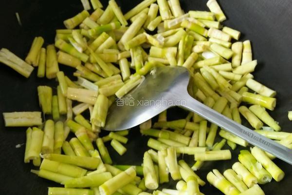 小笋炒肉的做法图解3