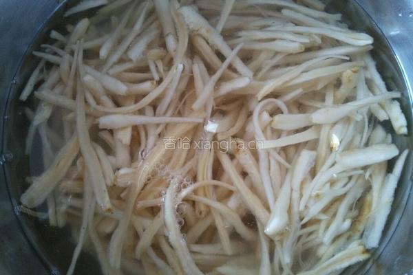 拌桔梗的做法图解1