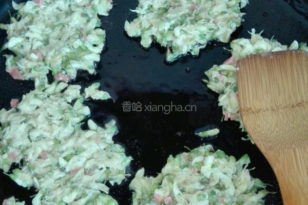 煎槐花的做法图解13