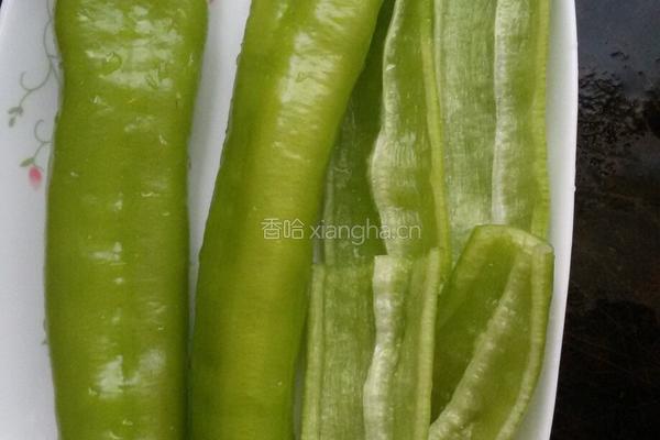 虎皮椒肉饼的做法图解1