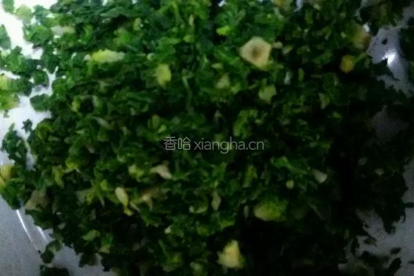 荠菜鸡蛋饼的做法图解2