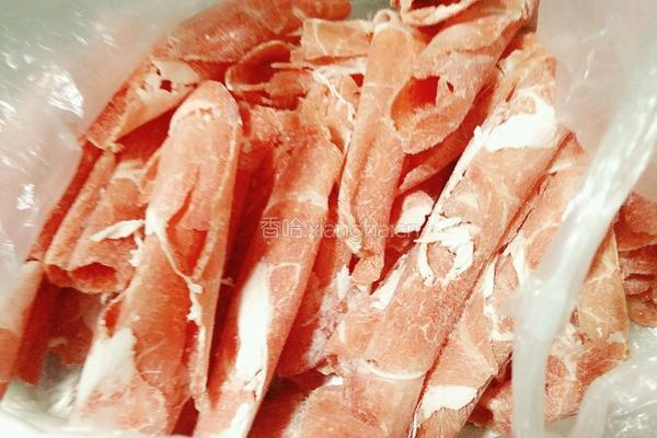 孜然羊肉的做法图解1