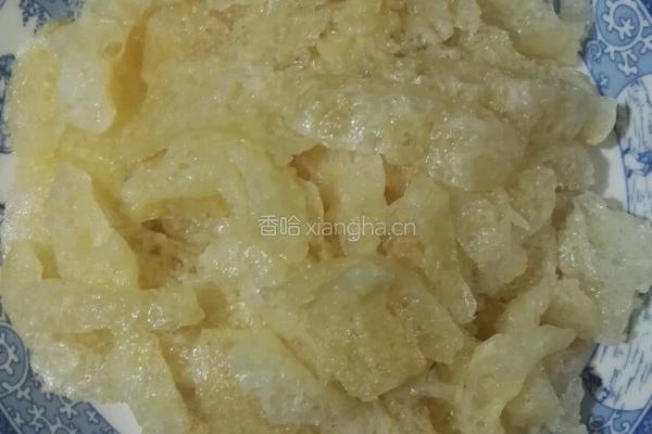 酱焖炸猪皮的做法图解1