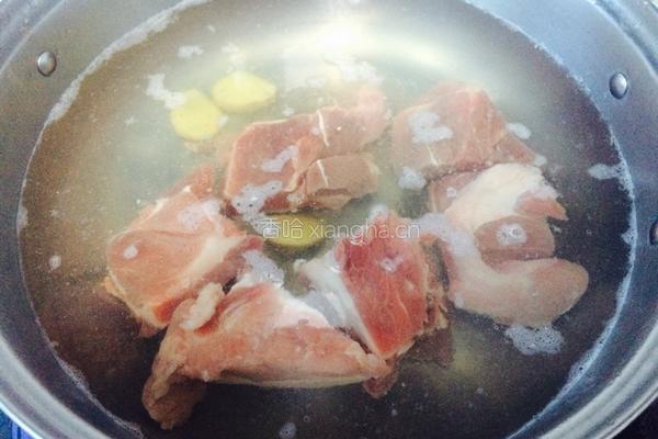 排骨炖豆角。的做法图解2