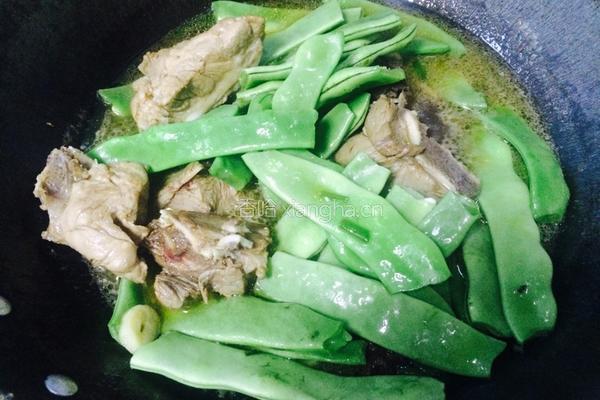 排骨炖豆角。的做法图解8