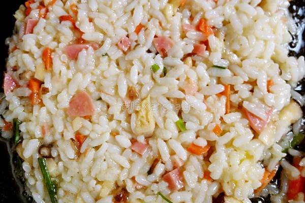 米饭鸡蛋煎饼的做法图解5