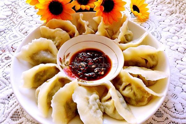 猪肉山芹菜饺子的做法图解13