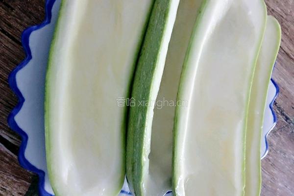 西葫芦炒肉片的做法图解2