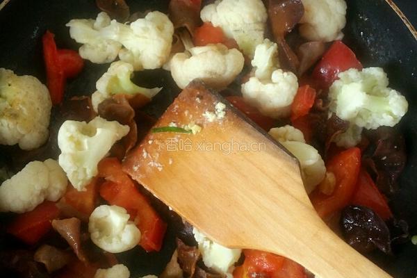 西红柿鸡蛋炒菜花的做法图解9
