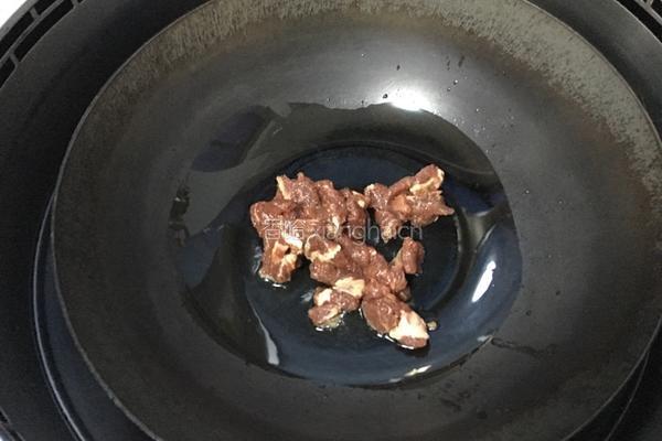 香喷喷的牛肉（牛排）盖浇饭的做法图解5