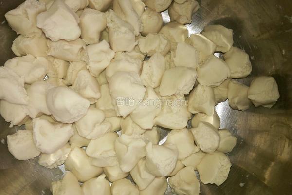 芋头韭菜肉馅饺子的做法图解7