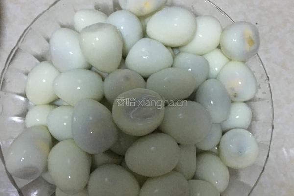 可乐卤鹌鹑蛋的做法图解2