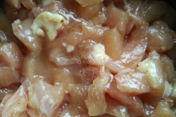 炒三丁的做法图解1